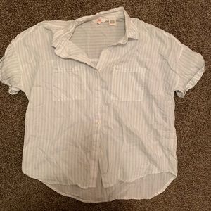 Levi’s Striped button up short sleeve top